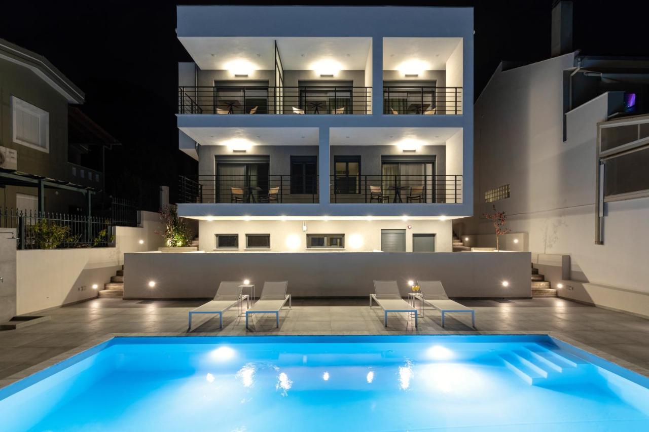 Cove Suites Nea Iraklitsa Exterior foto