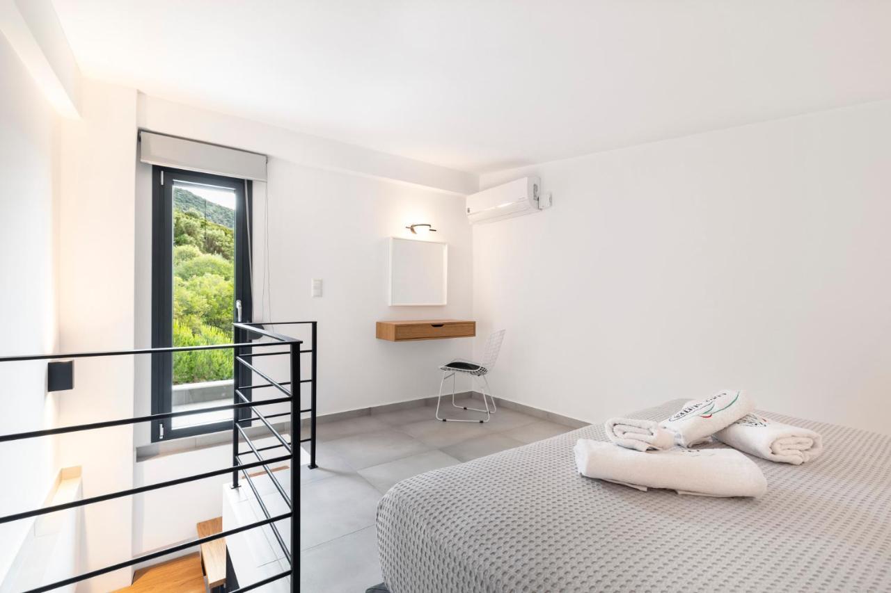 Cove Suites Nea Iraklitsa Exterior foto
